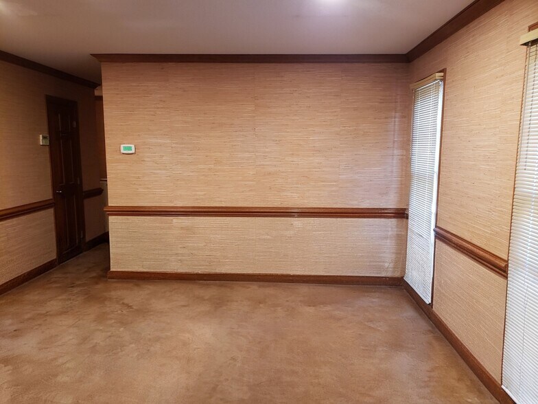 More Photos Of 411 Andrews Rd, Durham Office For Sale