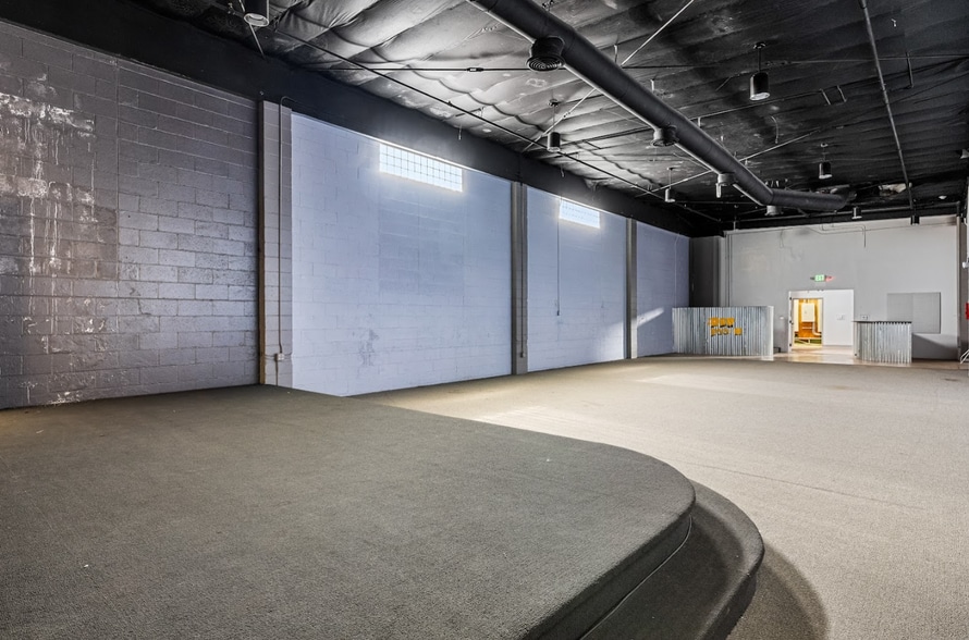 More Photos Of 461 W 9th St, San Pedro Schools For Lease