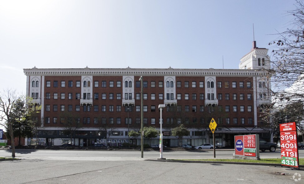 More Photos Of 3443-3501 San Pablo Ave, Oakland Dormitory For Lease