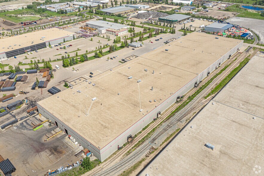 More Photos Of 2103-2125 64 Av NW, Edmonton Distribution For Lease
