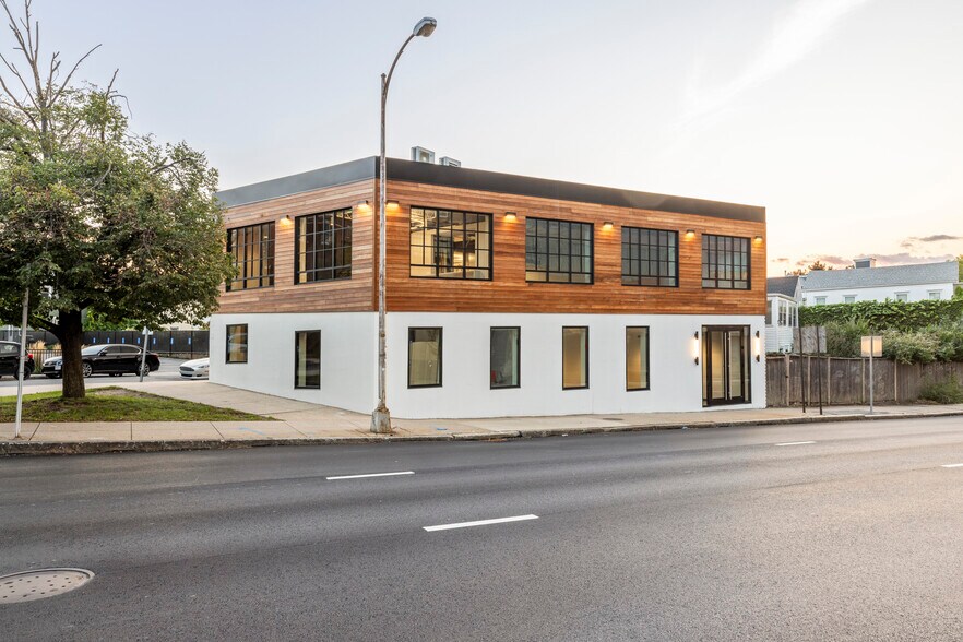 More Photos Of 15-17 Winter St, Cambridge Office For Lease