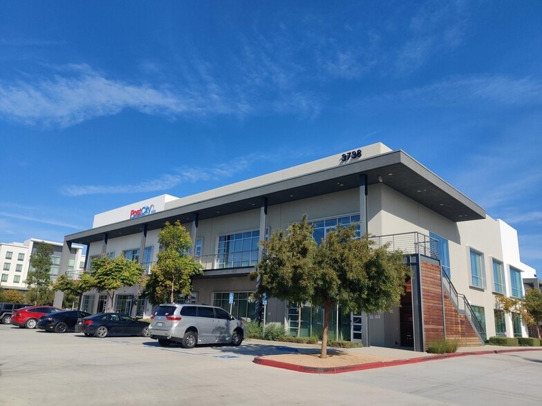 Primary Photo Of 3738 Bayer Ave, Long Beach Office For Lease