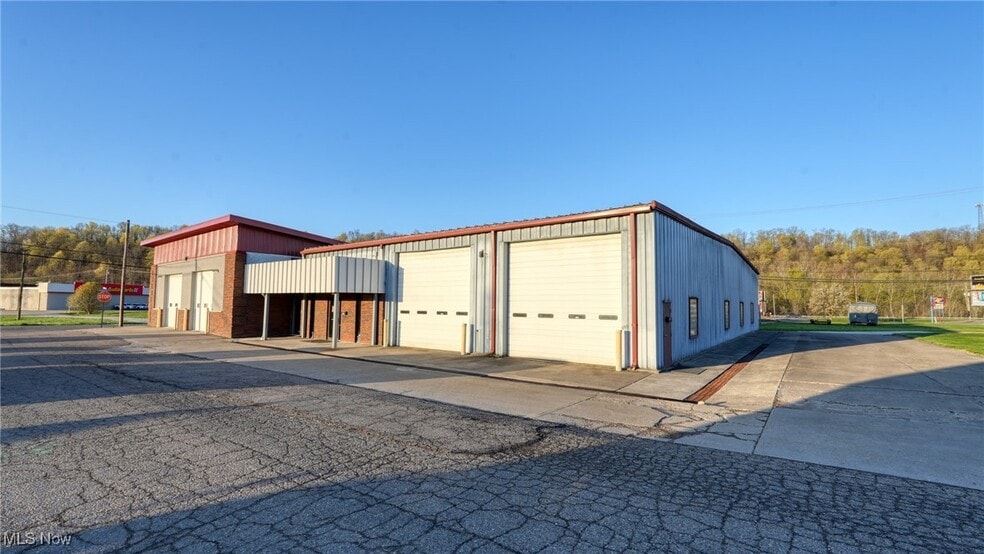 Primary Photo Of 1334-1340 Oxford Ave, Cambridge Warehouse For Lease