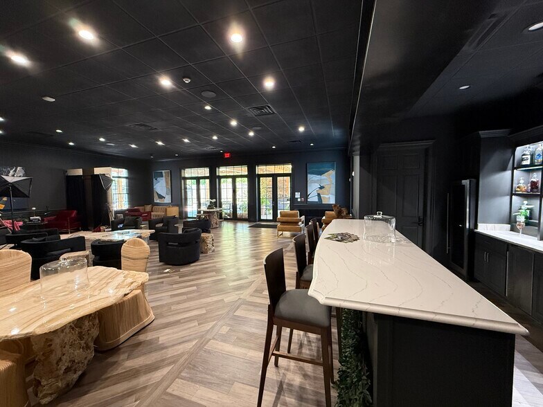 More Photos Of 29080 -29092 Krentel Rd, Lacombe Flex For Sale