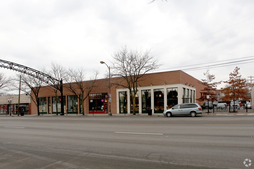 More Photos Of 939 N High St, Columbus Apartments For Lease