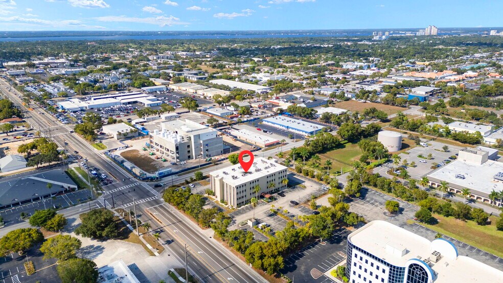 More Photos Of 3949 Evans Ave, Fort Myers Medical For Sale