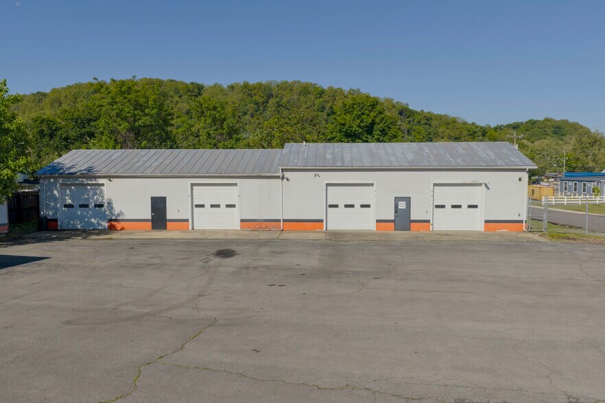 More Photos Of 510 W 28th St, Buena Vista Warehouse For Sale