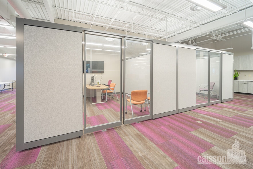 More Photos Of 11815 W IH-10, San Antonio Unknown For Lease