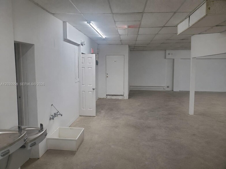 More Photos Of 5180-5182 NW 17th Ave, Miami Freestanding For Lease