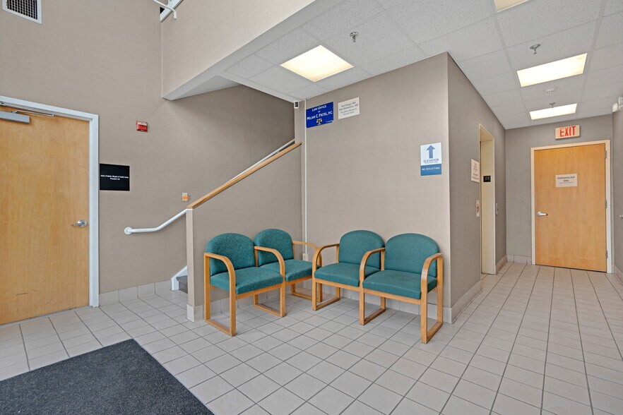 More Photos Of 1740 Oak Tree Rd, Edison Medical For Sale