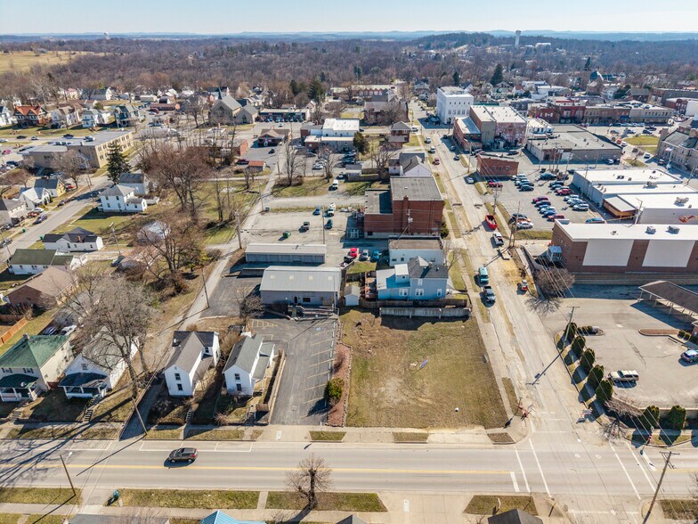 More Photos Of 210 N West St, Hillsboro Office For Sale