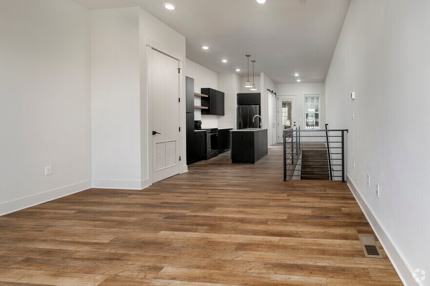 More Photos Of 202 S Main St, Belmont Apartments For Sale