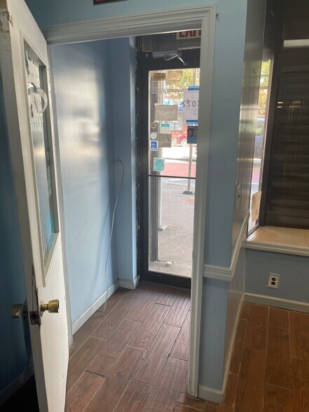 More Photos Of 1018-1028 E 163rd St, Bronx Apartments For Lease