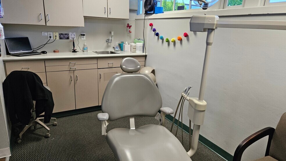 More Photos Of 1212-1214 12th St, Modesto Medical For Lease