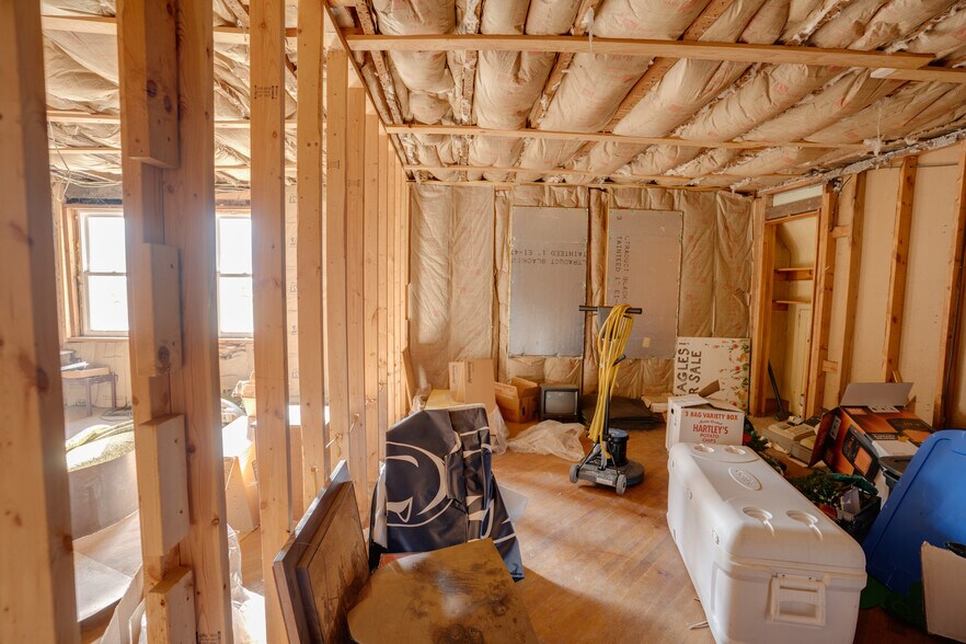 More Photos Of 236 N Main St, Milroy General Retail For Sale