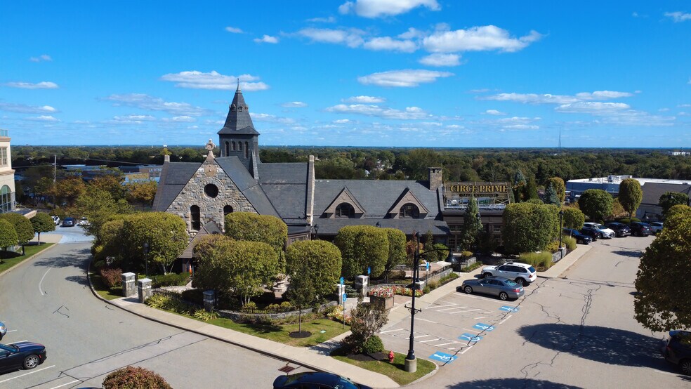 More Photos Of Sockanosset Cross Rd @ Rt. 2, Cranston Unknown For Lease