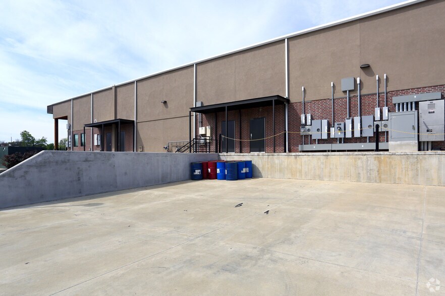 More Photos Of 75 Miranda Lambert Way, Lindale Unknown For Lease