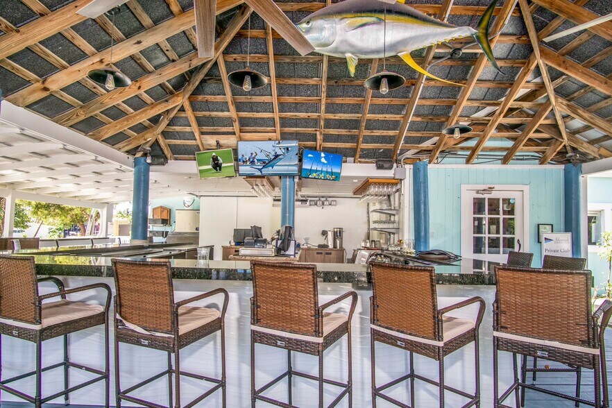 More Photos Of 80939 Overseas Hwy, Islamorada Restaurant For Sale