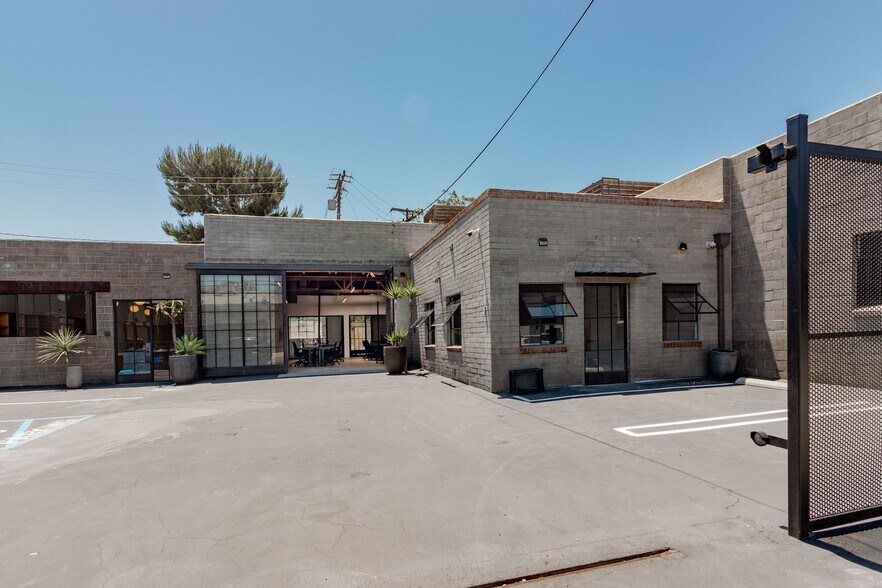 Primary Photo Of 5920-5924 Blackwelder St, Culver City Office For Lease