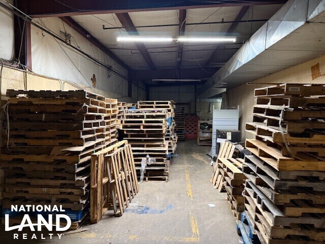 More Photos Of 1243 Washington St, Marion Storefront Retail Office For Sale