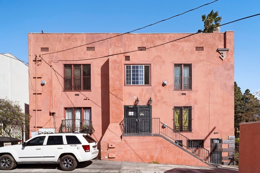 More Photos Of 101 N Kenmore Ave, Los Angeles Apartments For Sale