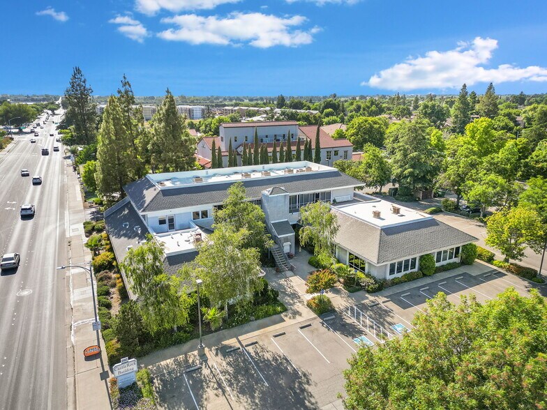 Primary Photo Of 250 W Main St, Woodland Office For Lease