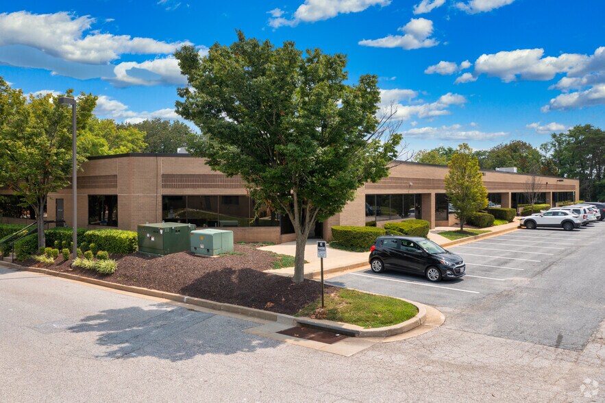 More Photos Of 3700 Koppers St, Baltimore Unknown For Lease
