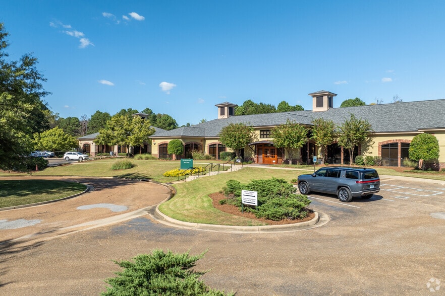 More Photos Of 602 Crescent Pl, Ridgeland Office For Lease