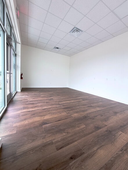 More Photos Of 4217 Pecan Blvd, McAllen General Retail For Lease