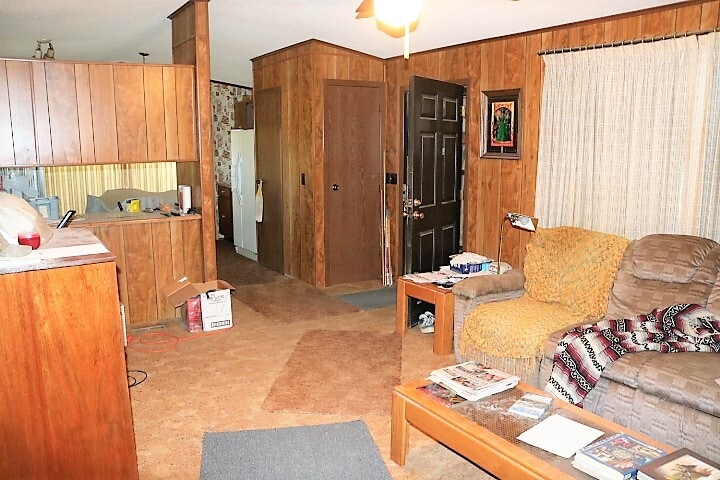More Photos Of 127 Clayton Rd, Raton Bar For Sale