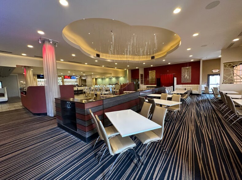 More Photos Of 4117 S National Ave, Springfield Restaurant For Sale