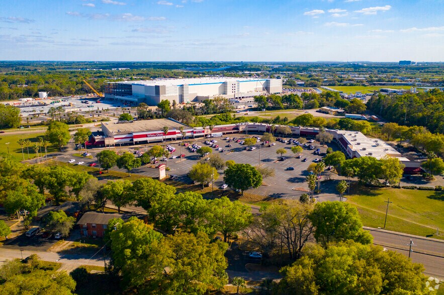 More Photos Of 8707-8771 Temple Terrace Hwy, Temple Terrace Unknown For Lease