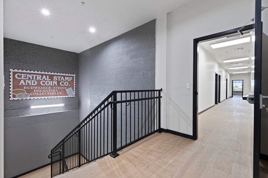 More Photos Of 939 10th St, Modesto Storefront Retail Office For Lease