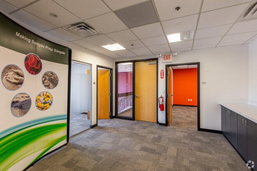 More Photos Of 700 Technology Park Dr, Billerica Unknown For Lease