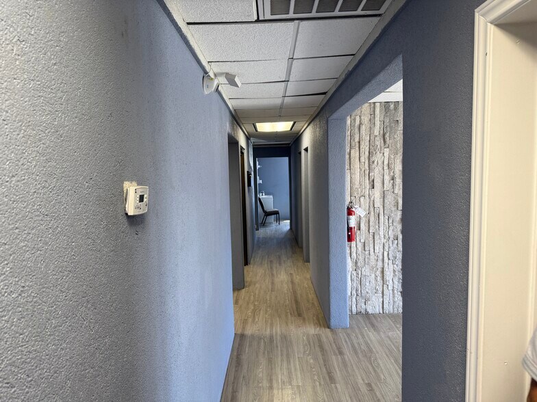 More Photos Of 2333 Joe Field Rd, Dallas Light Manufacturing For Lease