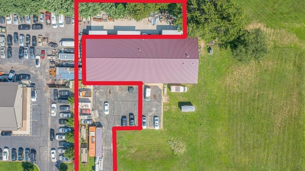 More Photos Of 139 Gatlin Dr, Griffith Industrial For Lease