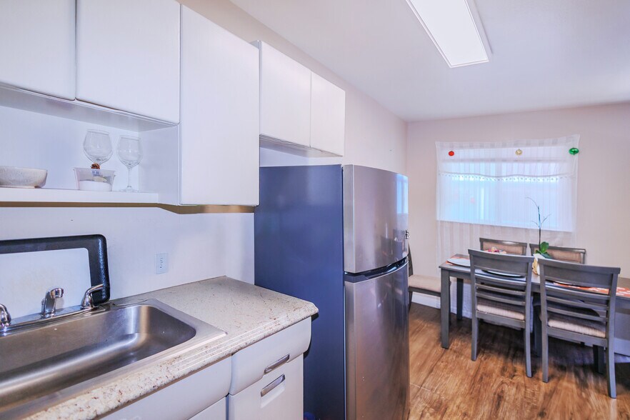 More Photos Of 309-315 Oak Ave, Redwood City Apartments For Sale