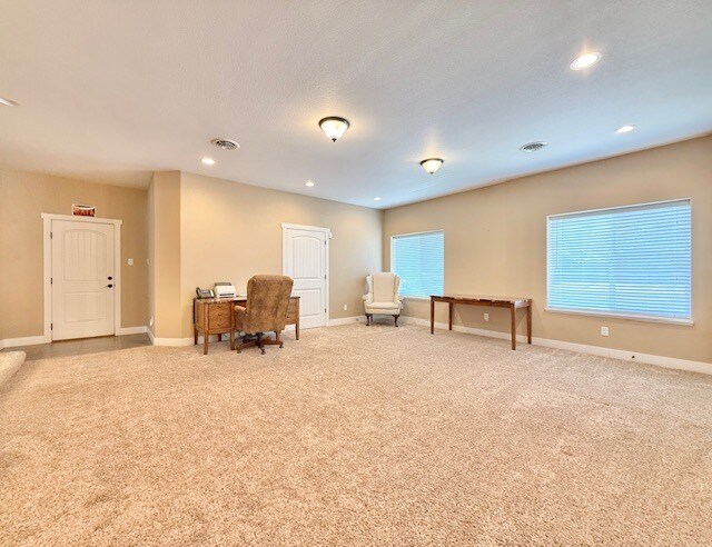 More Photos Of 201 10th St, Windsor Office For Sale