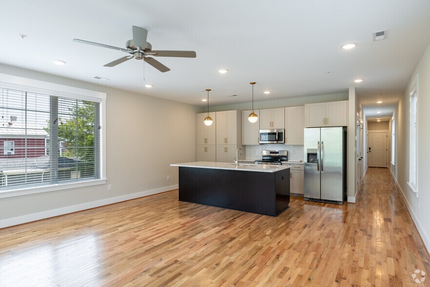More Photos Of 1421 Bainbridge St, Richmond Apartments For Sale