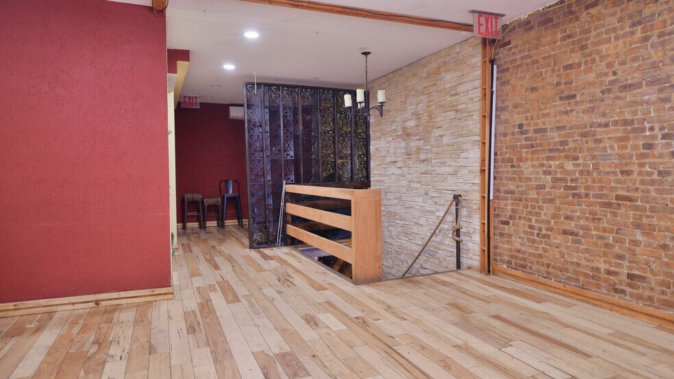 More Photos Of 5909 71st Ave, Ridgewood Restaurant For Sale