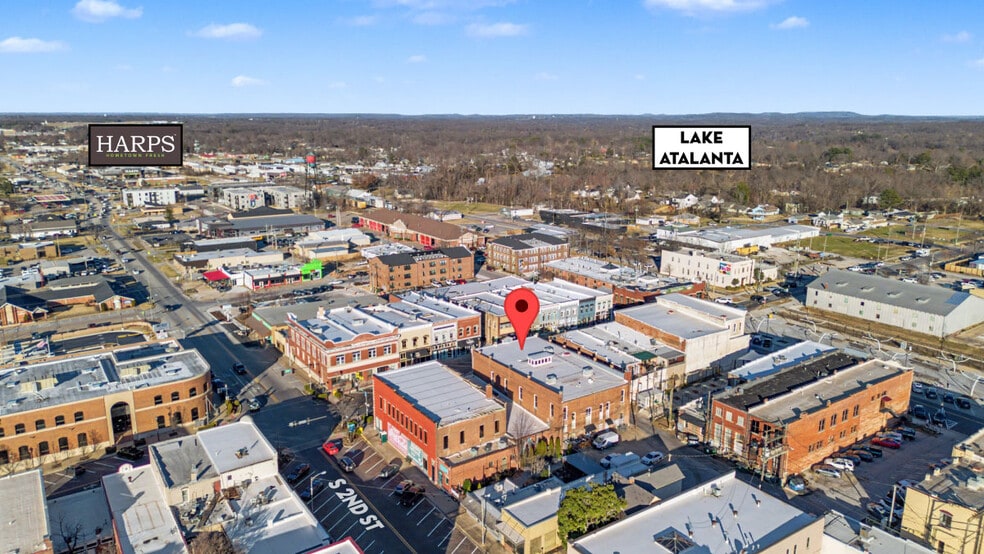 More Photos Of 116B W Walnut St, Rogers Office For Lease