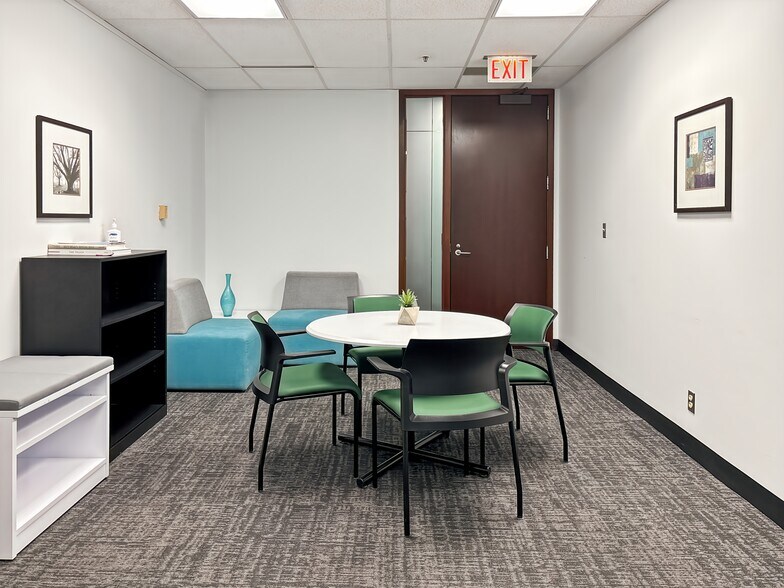 More Photos Of 100 W Big Beaver Rd, Troy Coworking Space