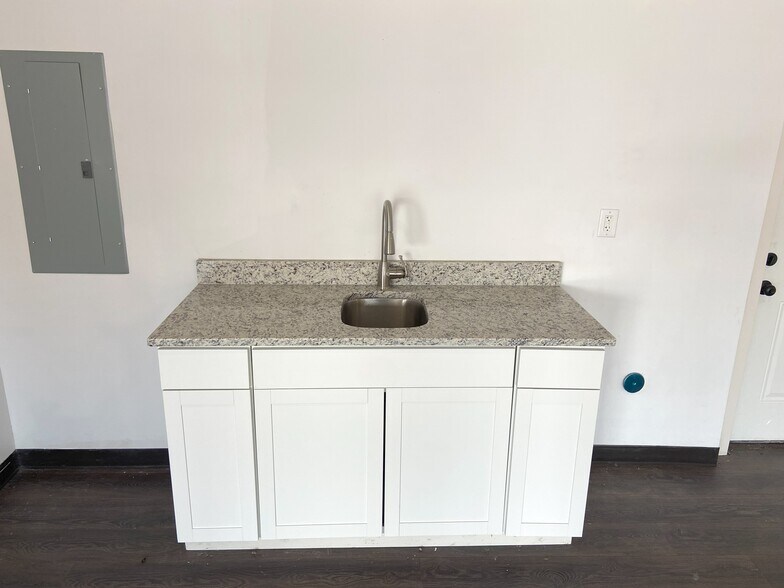 More Photos Of 5407 Hixson Pike, Hixson Multifamily For Sale