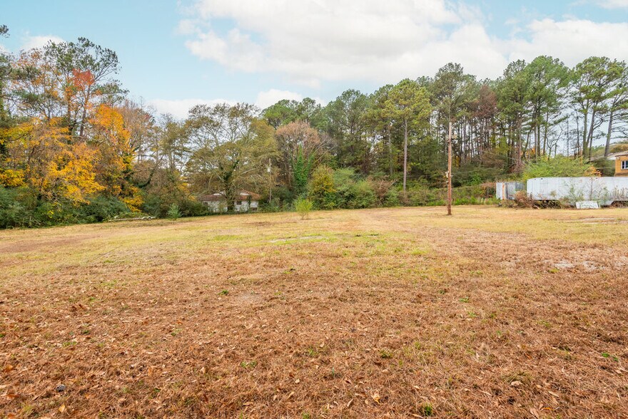 More Photos Of 2680 Martin Luther King Jr Dr SW, Atlanta Land For Sale