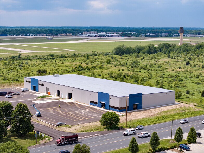 More Photos Of 5870 Sprinkle, Portage Manufacturing For Lease