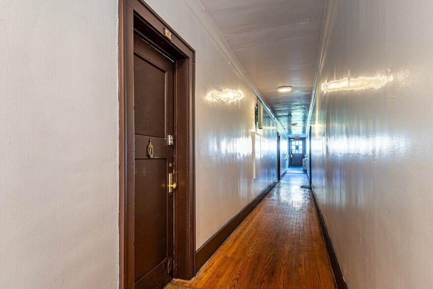 More Photos Of 865 Lake Ave, Rochester Apartments For Sale
