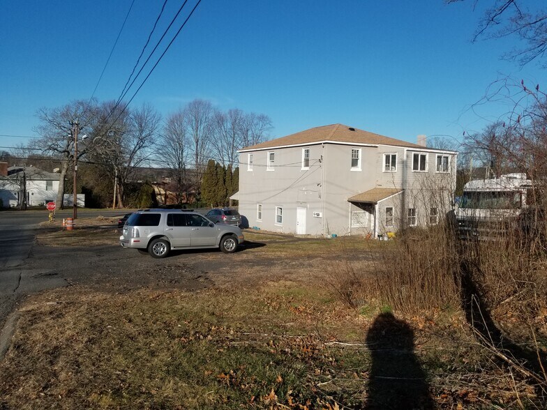 More Photos Of 2145 Meriden Rd, Wolcott Storefront Retail Office For Sale