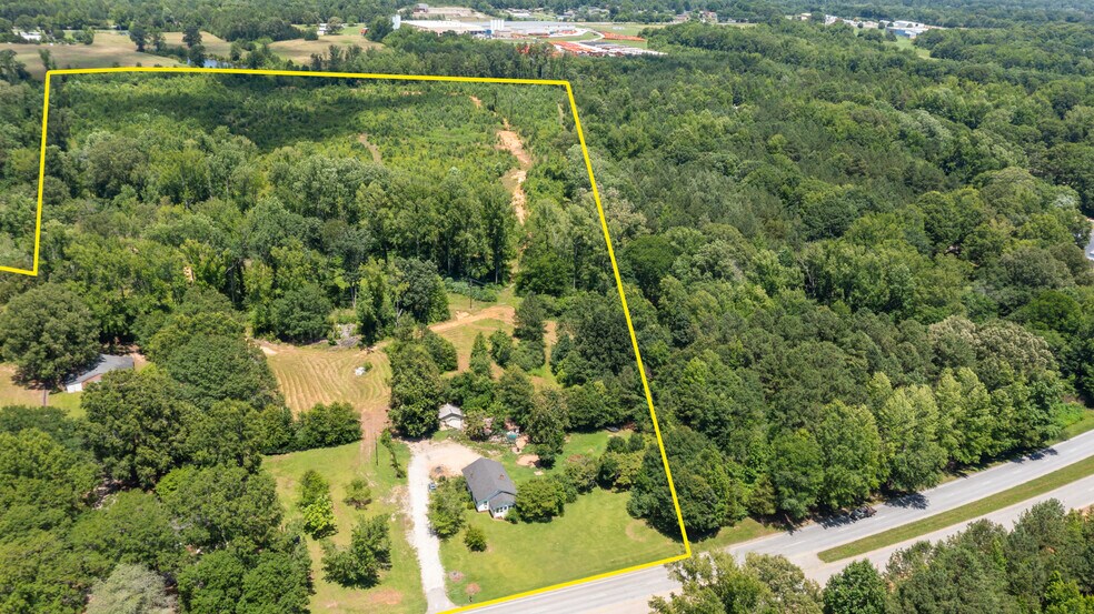 More Photos Of 23425 US Highway 76, Clinton Land For Sale