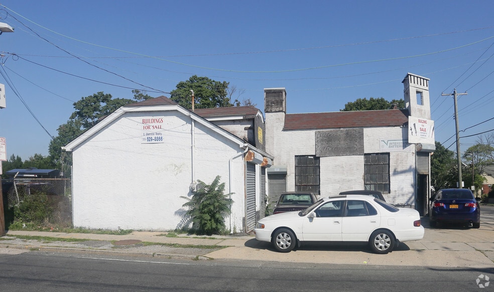More Photos Of 223 Rockaway Tpke, Lawrence Service Station For Lease