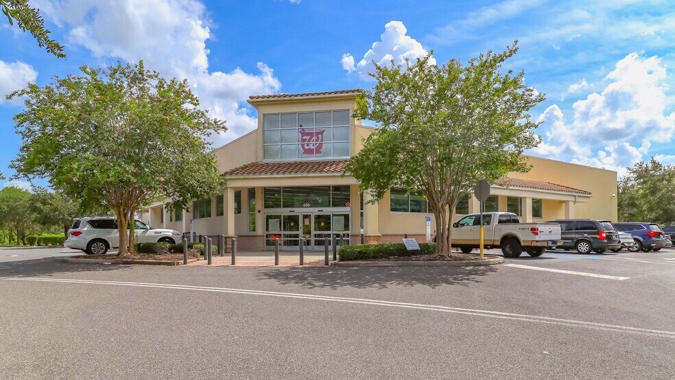Primary Photo Of 680 E Burleigh Blvd, Tavares Drugstore For Sale